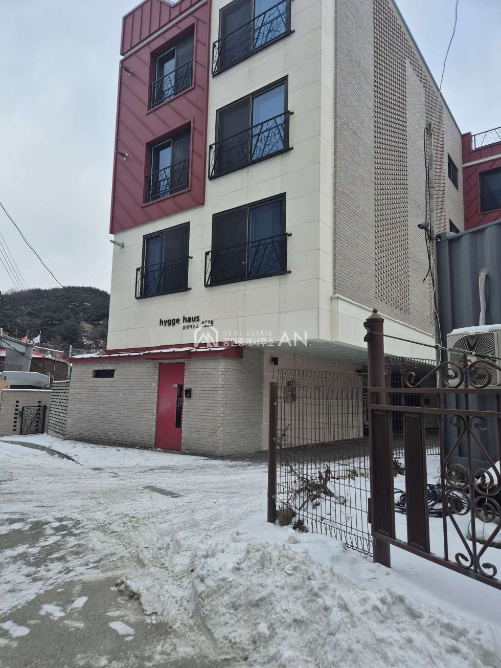충남 천안동남구 신부동 o 깔끔한 건물 리모델링 완료 o 월세 매물번호 10067 사진 9