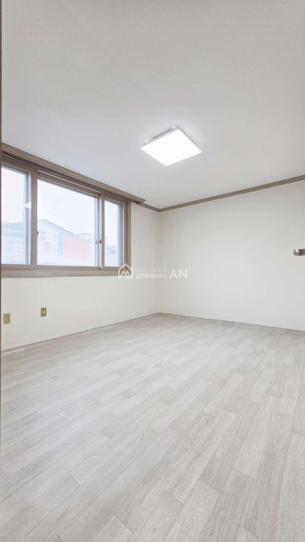 충남 천안서북구 성정동 o 쓰리룸 무옵션 빌라 o 월세 매물번호 10114 사진 4