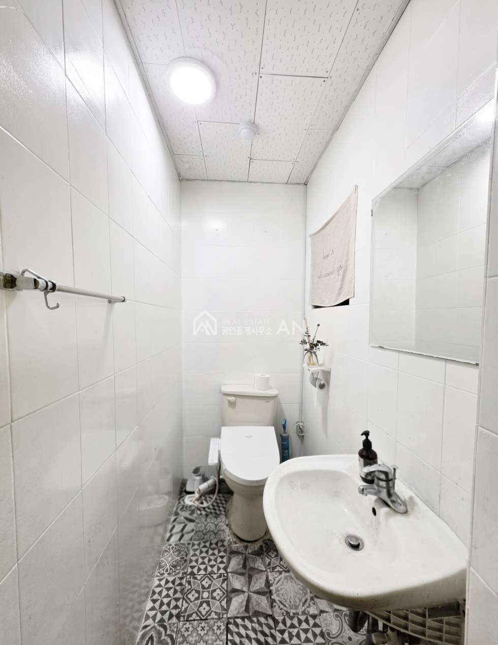 충남 천안서북구 두정동 o 내부화장실 2층 상가 o 월세 매물번호 10118 사진 8