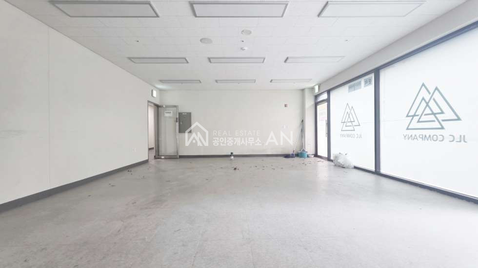 충남 천안서북구 두정동 116동 o아파트단지내상가o 두정역부근 매매 매물번호 10134 사진 3