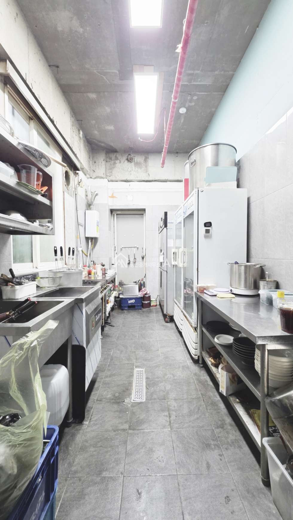 충남 천안서북구 두정동 1동 o 두정동 먹자골목 상가 o 월세 매물번호 10195 사진 9