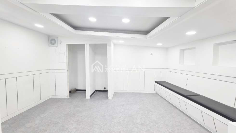 충남 천안동남구 대흥동 o 역세권 최상의 입지 유동인구 광고효과최고상가 o 월세 매물번호 10236 사진 7