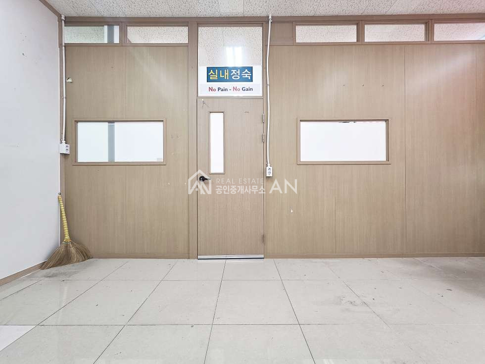 충남 천안동남구 청수동 347 ✿가온중학교 부근/ 코너자리무권리 상가✿ 월세 매물번호 10036 사진 2