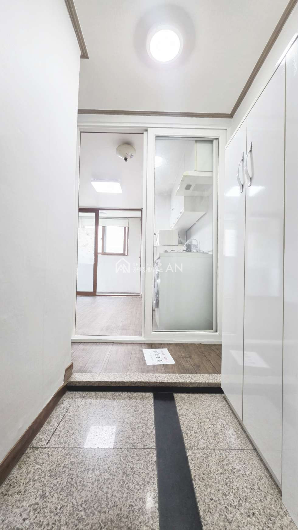 충남 천안서북구 두정동 1077-8 o 초가성비 저렴한 분리원룸 o 월세 매물번호 10341 사진 2