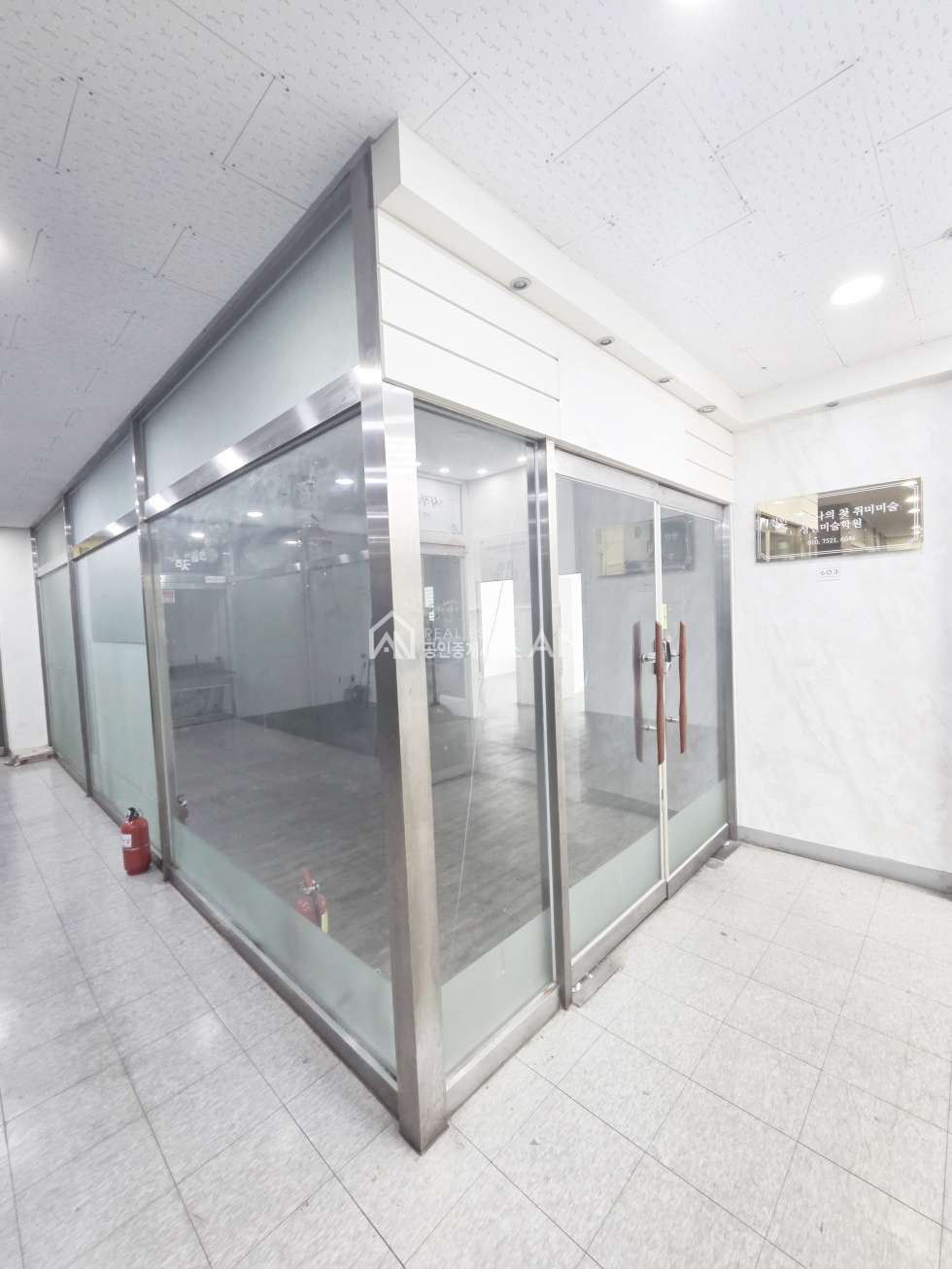 충남 천안서북구 두정동 o 두정역부근 개방감좋은 사무실상가 o 월세 매물번호 10393 사진 9