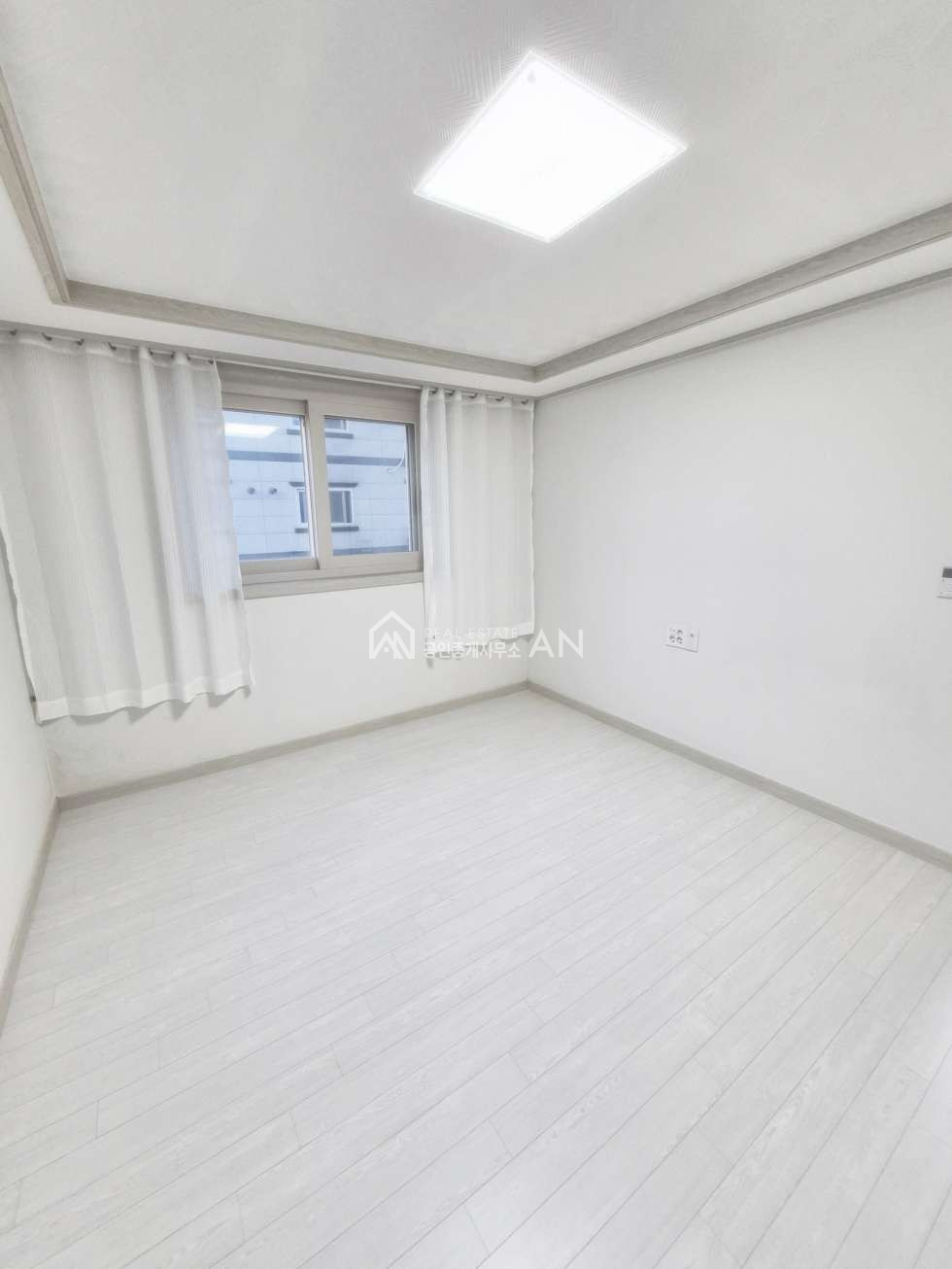 충남 천안서북구 성환읍 매주리 323-15 o 성환역부근 투룸 빌라 준신축 o 매매 매물번호 10413 사진 5
