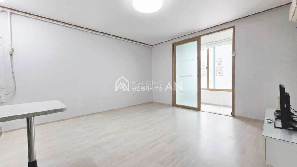 충남 천안서북구 성정동 815 (몽마르트) o 가성비최고 o 넓고 깔끔한 분리원룸 월세 매물번호 10425 사진 2